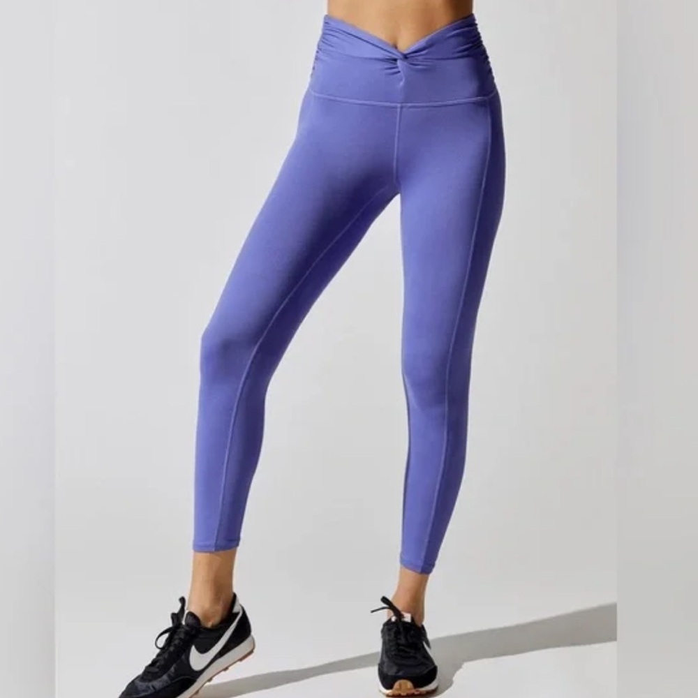 NWT Free People FP Movement Breathe Deeper Twist Leggings Moroccan Blue Medium - Picture 1 of 9